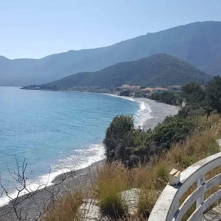 Light Blue House 1 아파트 Poúlithra